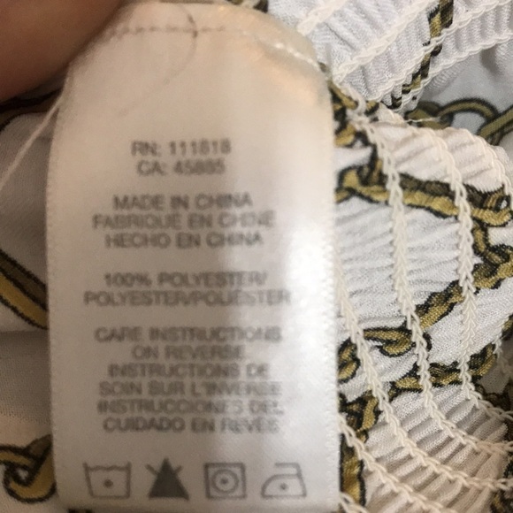 Michael Kors Gold and White Signature chain Fabric Blouse size Medium - Picture 4 of 9